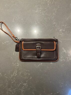 Vintage Coach Bleecher Brown Leather Wristlet